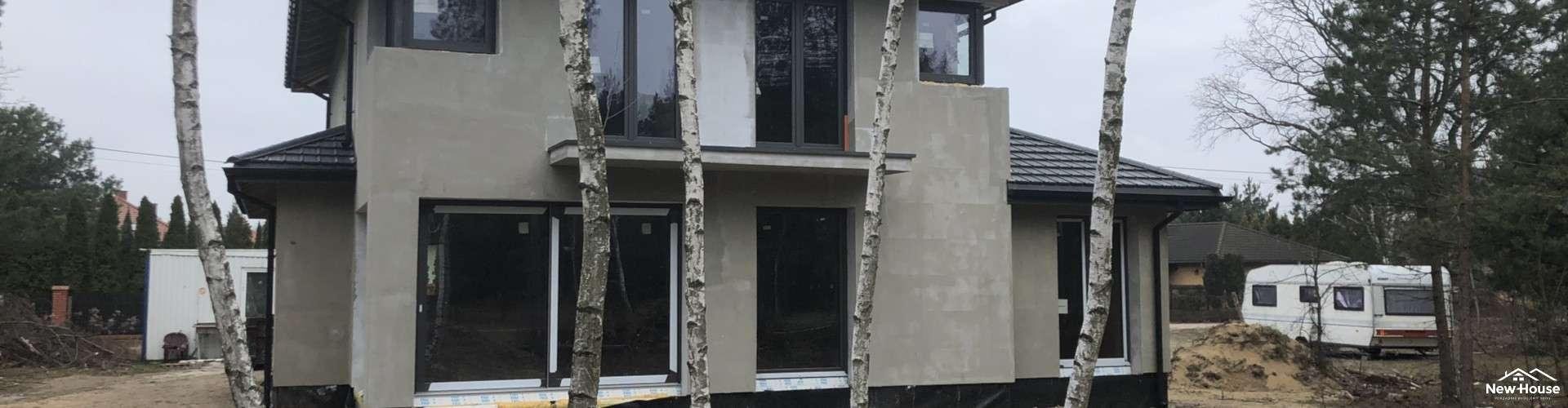 Budowa domu zimą – zalety i wady