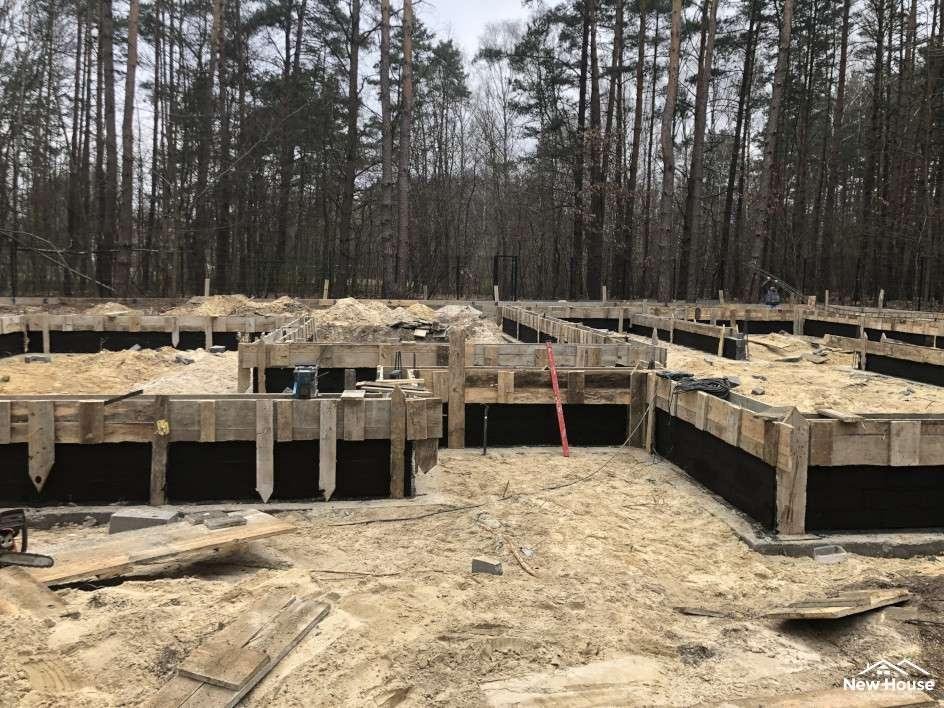 Izolacja fundamentów – jak uniknąć kosztownych błędów?