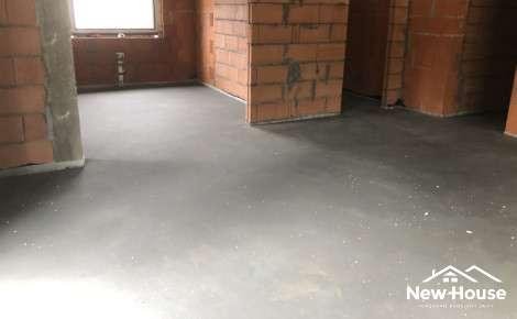 Co będzie lepsze pod posadzki - papa czy folia