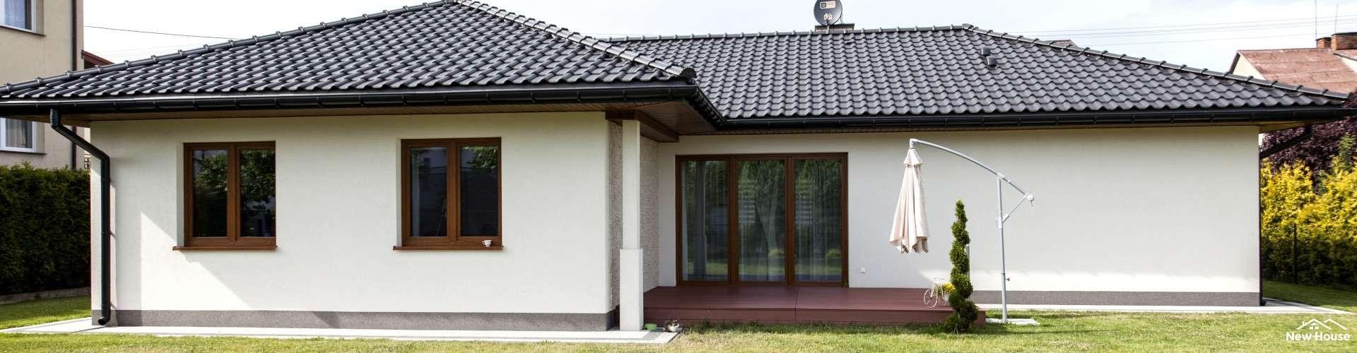 Podłoga na lewarach. Jakie korzyści oferuje to rozwiązanie?