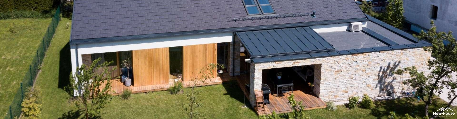 Woda na działce – w jaki sposób można rozwiązać ten problem?