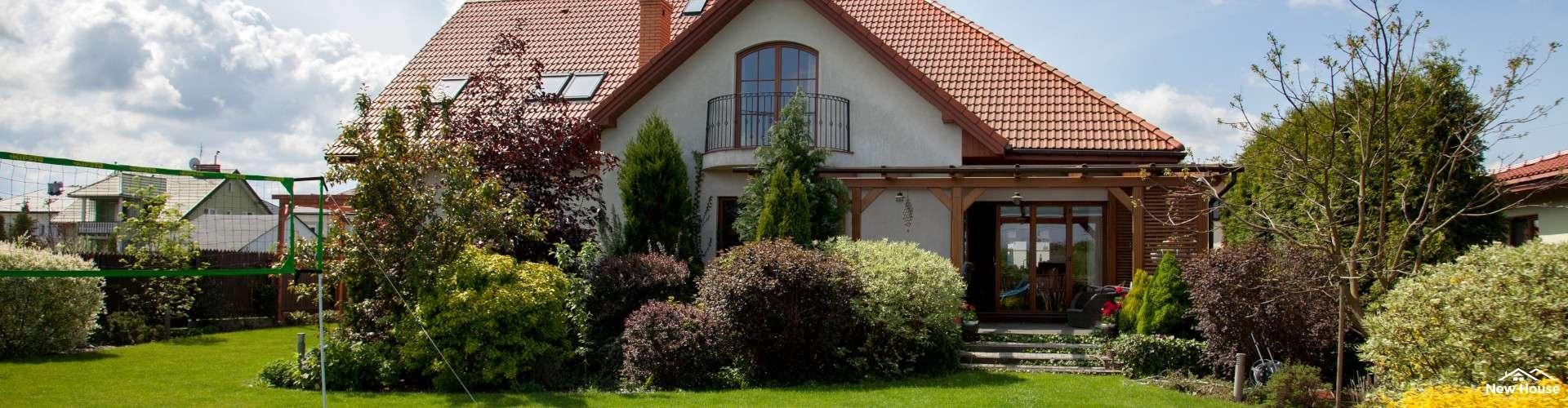 Jak urządzić ogród przed wejściem do domu ?