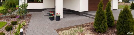 Jak wybrać płyty chodnikowe na podjazd i alejki ogrodowe?