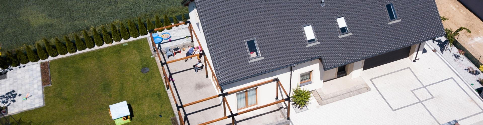 Ochrona przed przegrzewaniem domu w upalne dni