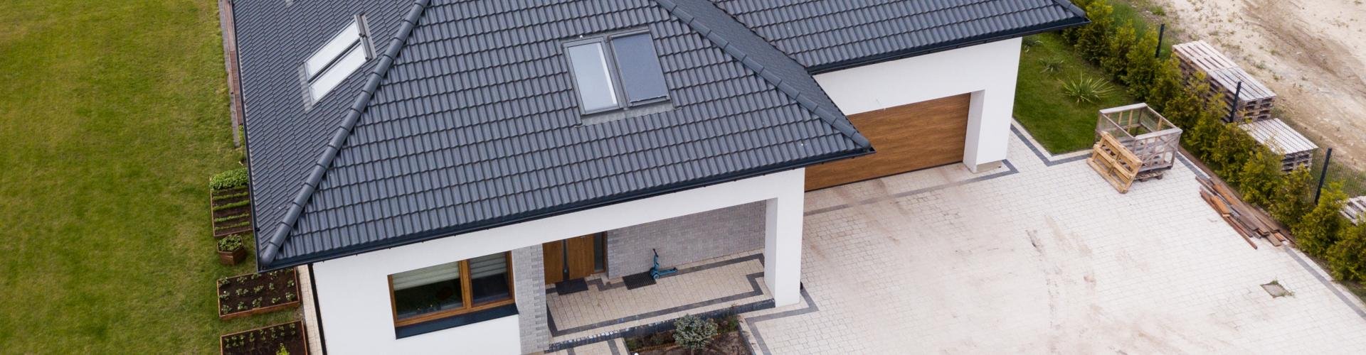 Czym jest i jak działa dachówka fotowoltaiczna?- New-House