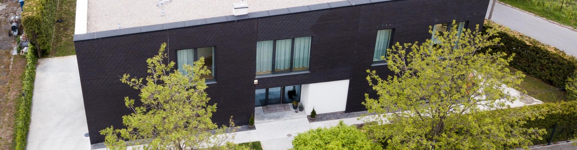 New-House- Budowa domu na płycie fundamentowej – kiedy stosuje się to rozwiązanie?