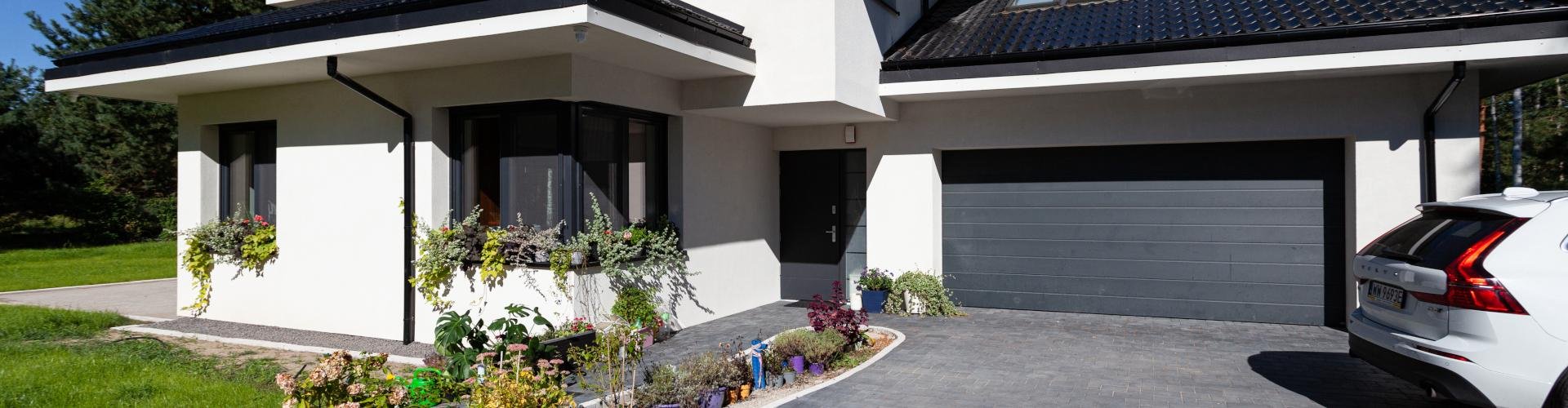 Projekty domów z werandą – popularne propozycje - New-House