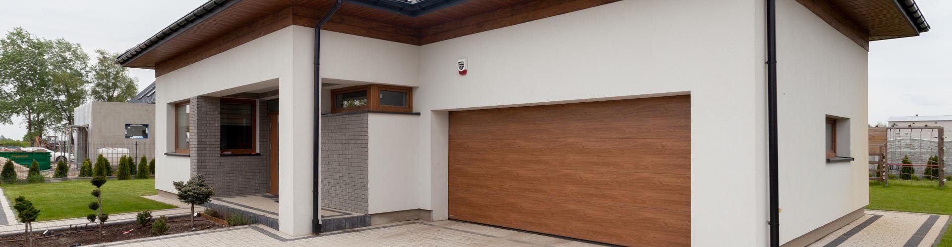 Projekty domów z garażem jednostanowiskowym 