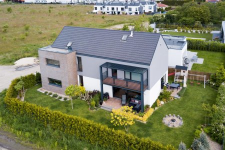 New-House - Domy piętrowe – dlaczego warto wybrać dom piętrowy?