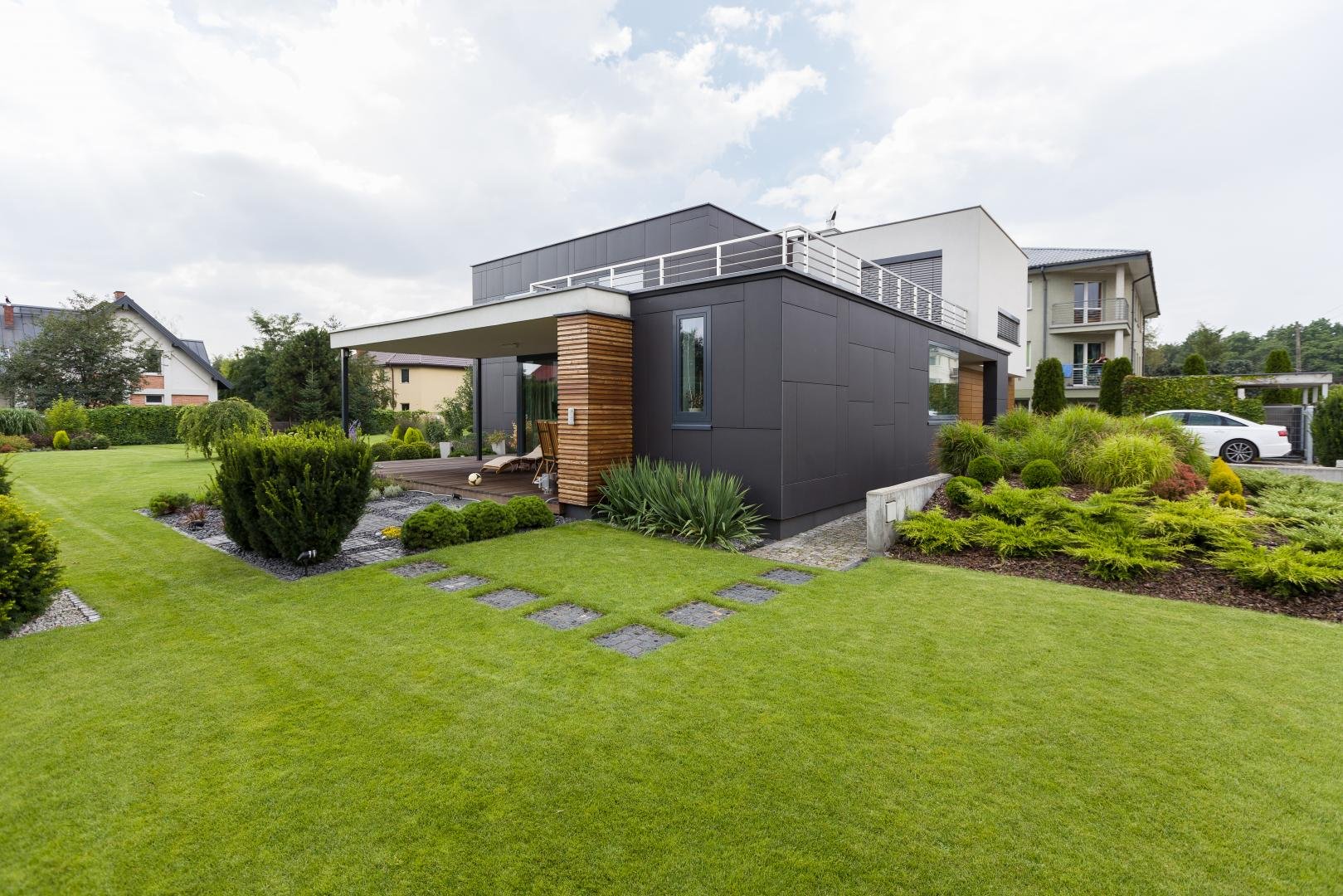 New-House - Czym wykończyć cokół domu?