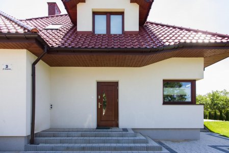 New-House - Czyszczenie rynien – czy można to wykonać samemu?