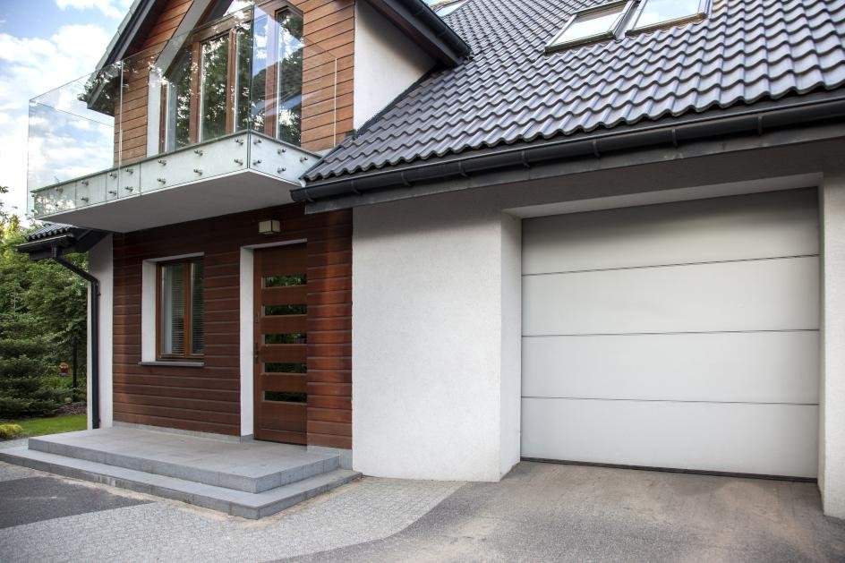 New-House- Kiedy warto wykonać ławy w szalunku?