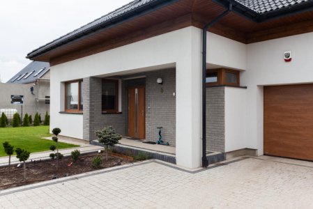Schody wewnętrzne w domu - New-House