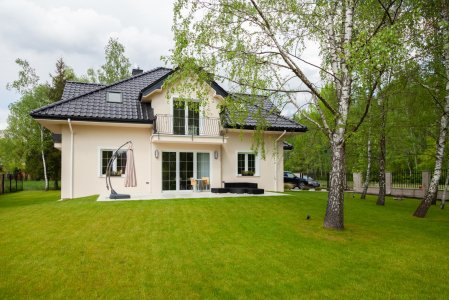 Budowa domu na terenach objętych zagrożeniem powodziowym