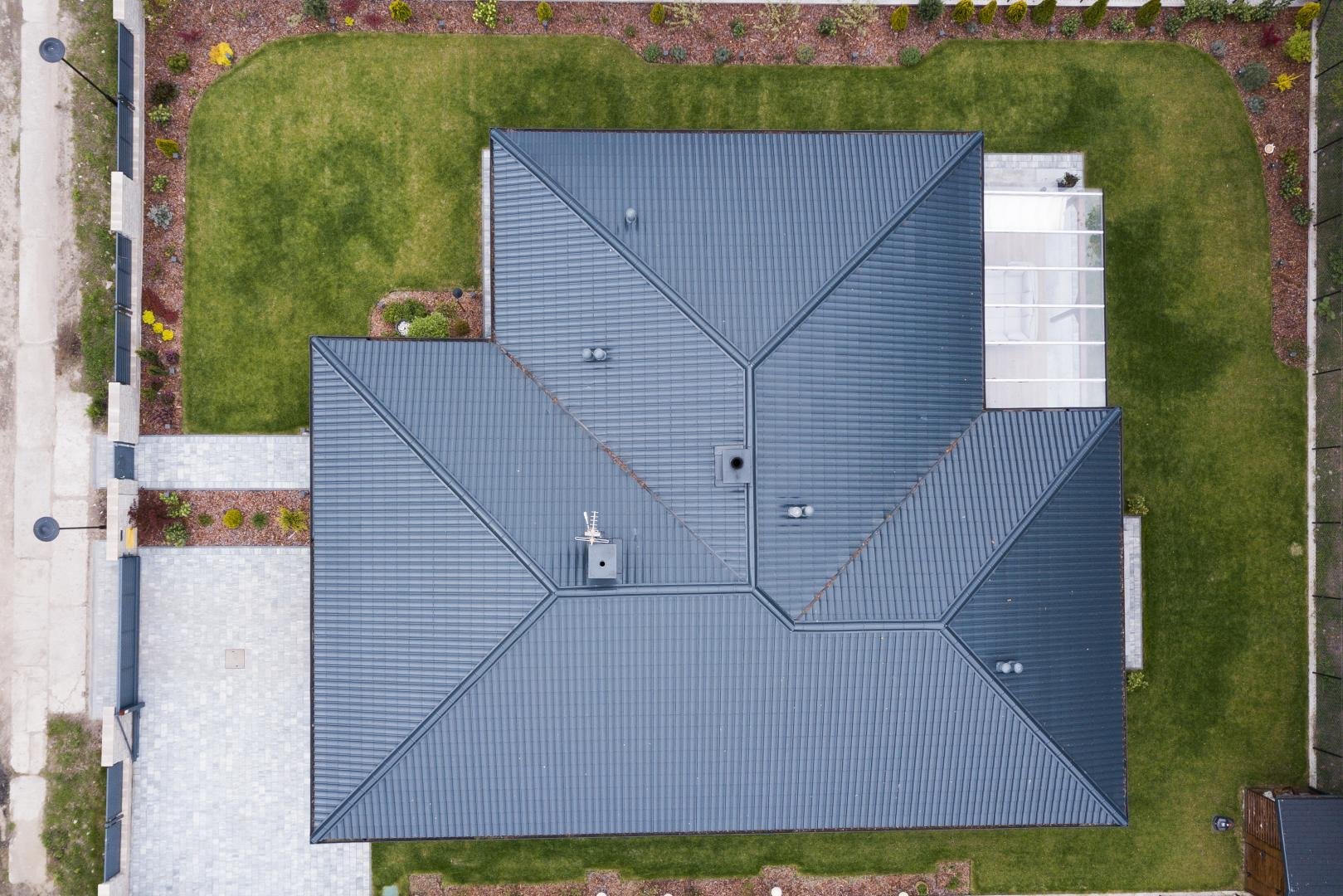 Dach dwuspadowy czy wielospadowy?