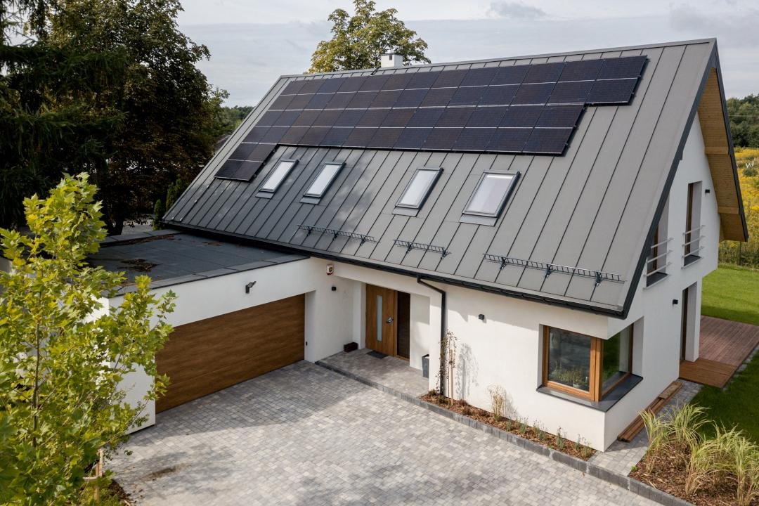 Dom duży z garażem – jak wybrać odpowiedni projekt?