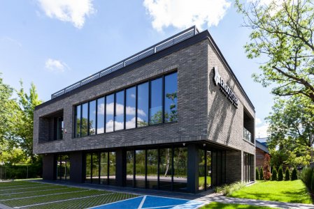 Projekt indywidualny budynku biurowego wraz z kompleksową budową