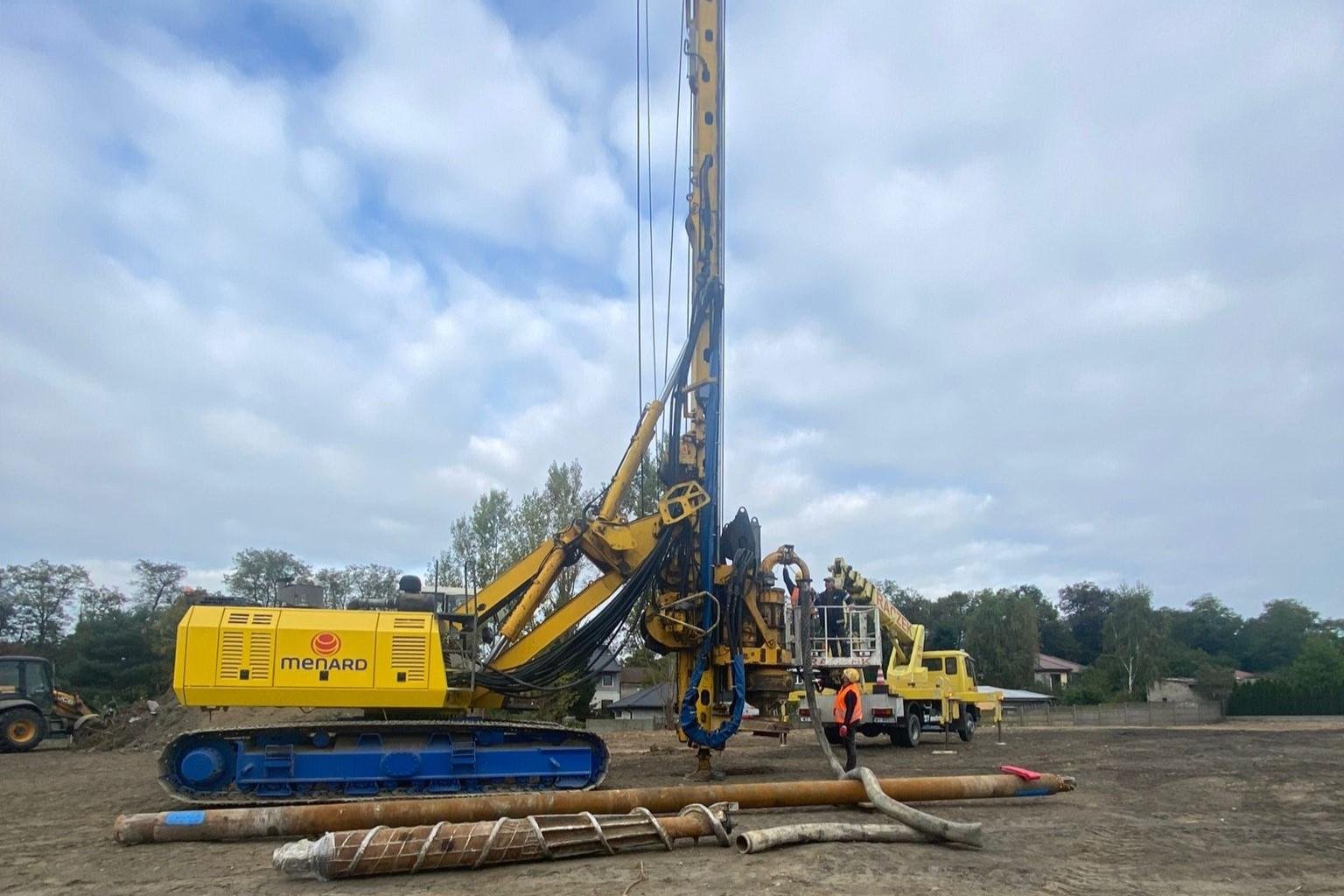 Kiedy jest konieczność stosowania pali gruntowych przy fundamentowaniu?