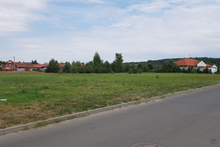 Jak kształtują się ceny działek w zależności od centrum danego miasta?