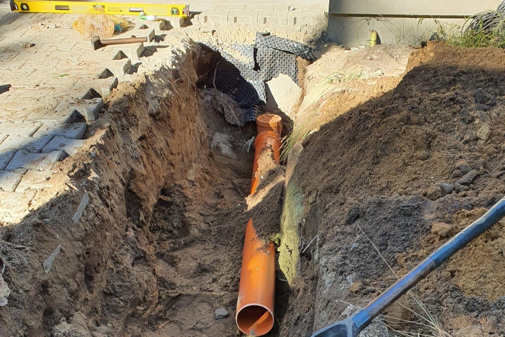 Konieczne przyłącza budowlane do wykonania w domu jednorodzinnym