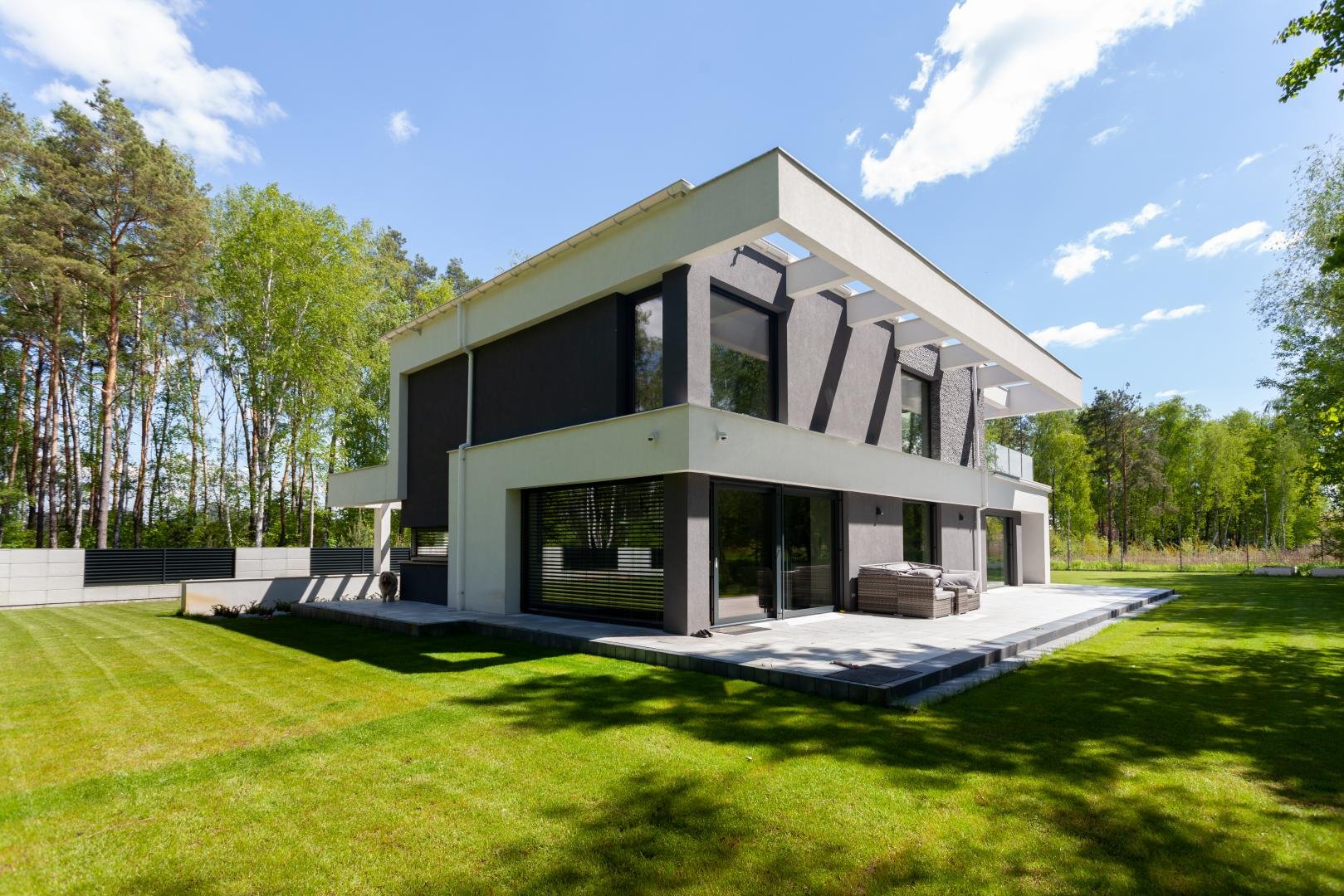 Trendy w architekturze domów jednorodzinnych