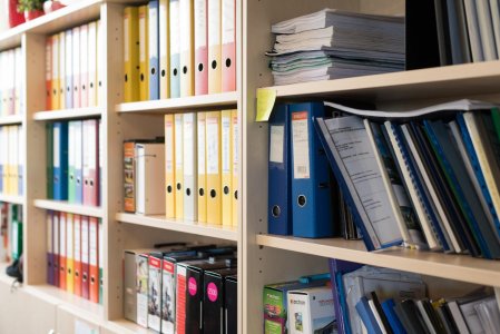 Czy współmałżonek może wziąć sam kredyt na budowę domu?