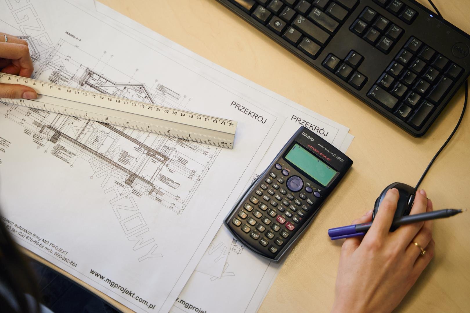 Projekt indywidualny, a możliwości finansowe – jak zaplanować?