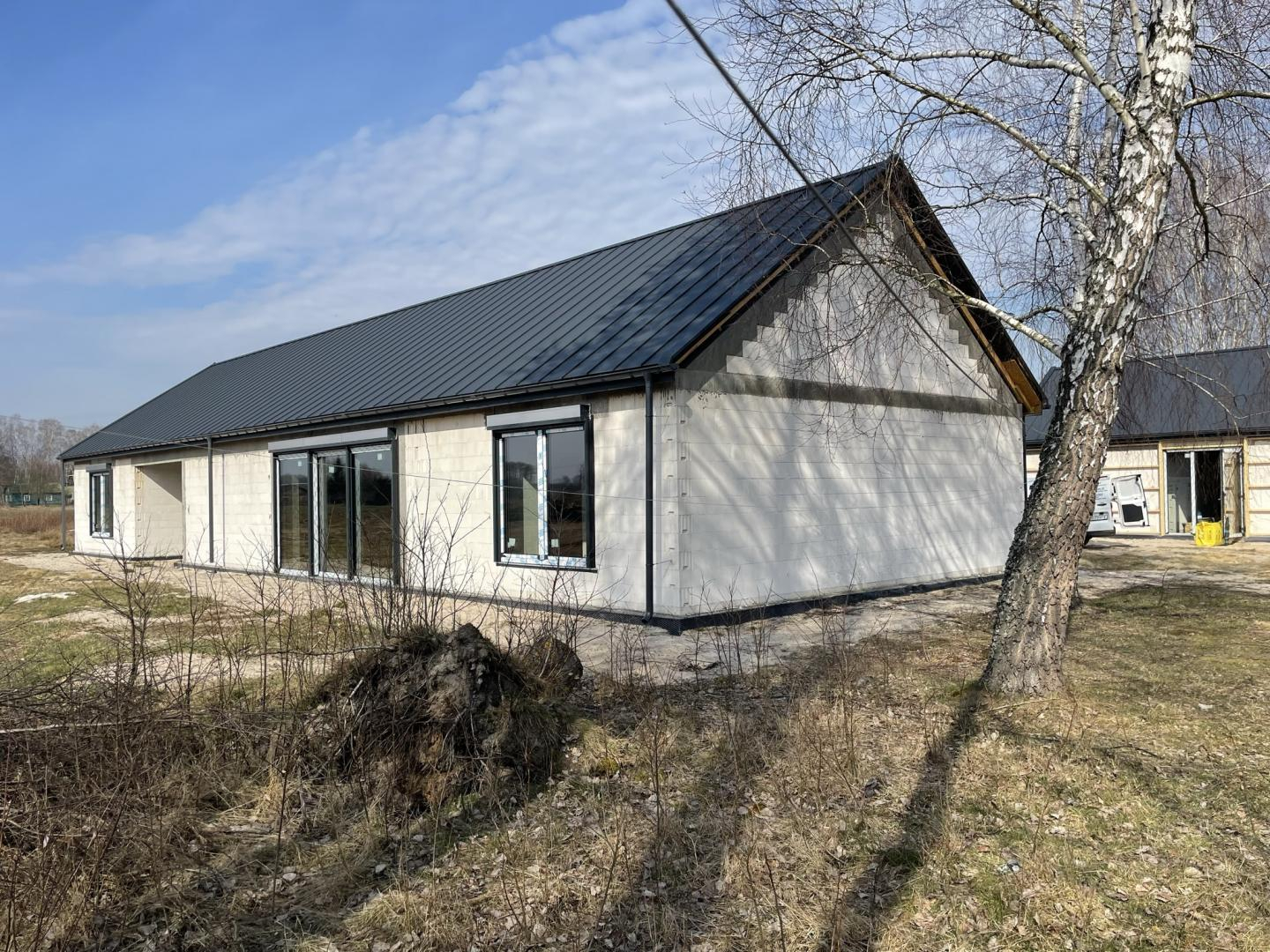 Budowa - stan surowy