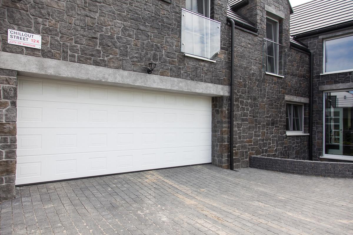 Garaż w projekcie indywidualnym