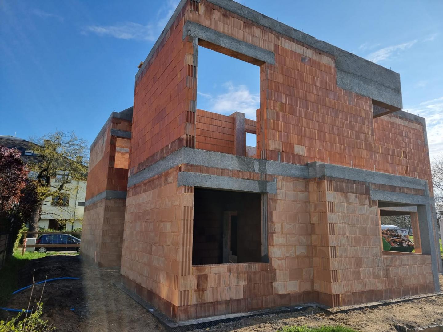 Prace stanu surowego