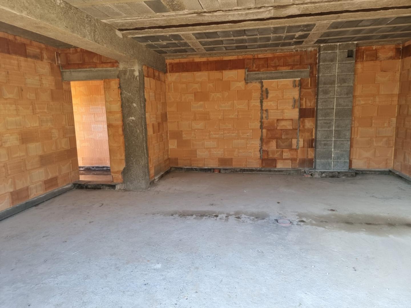 Wykonanie prac stanu surowego - New-House