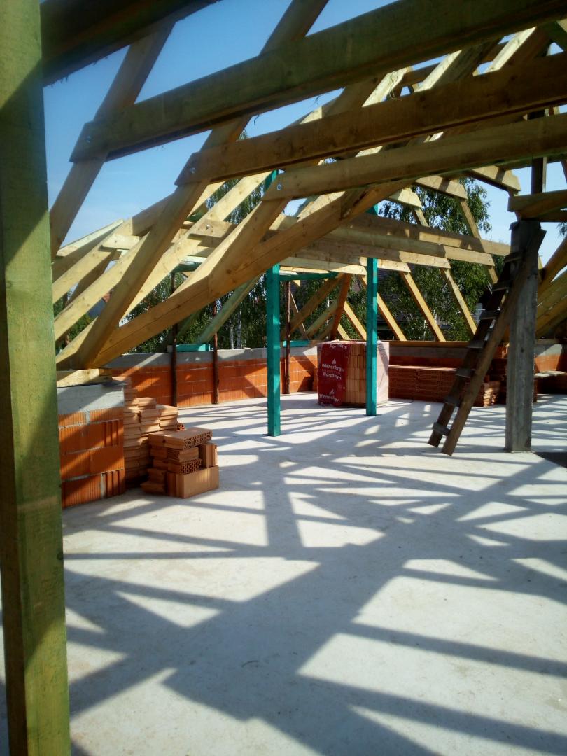 New-House - więźba dachowa