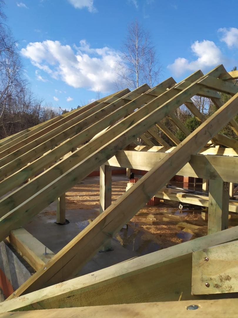 New-House - więżba dachowa - Willa Parterowa 2