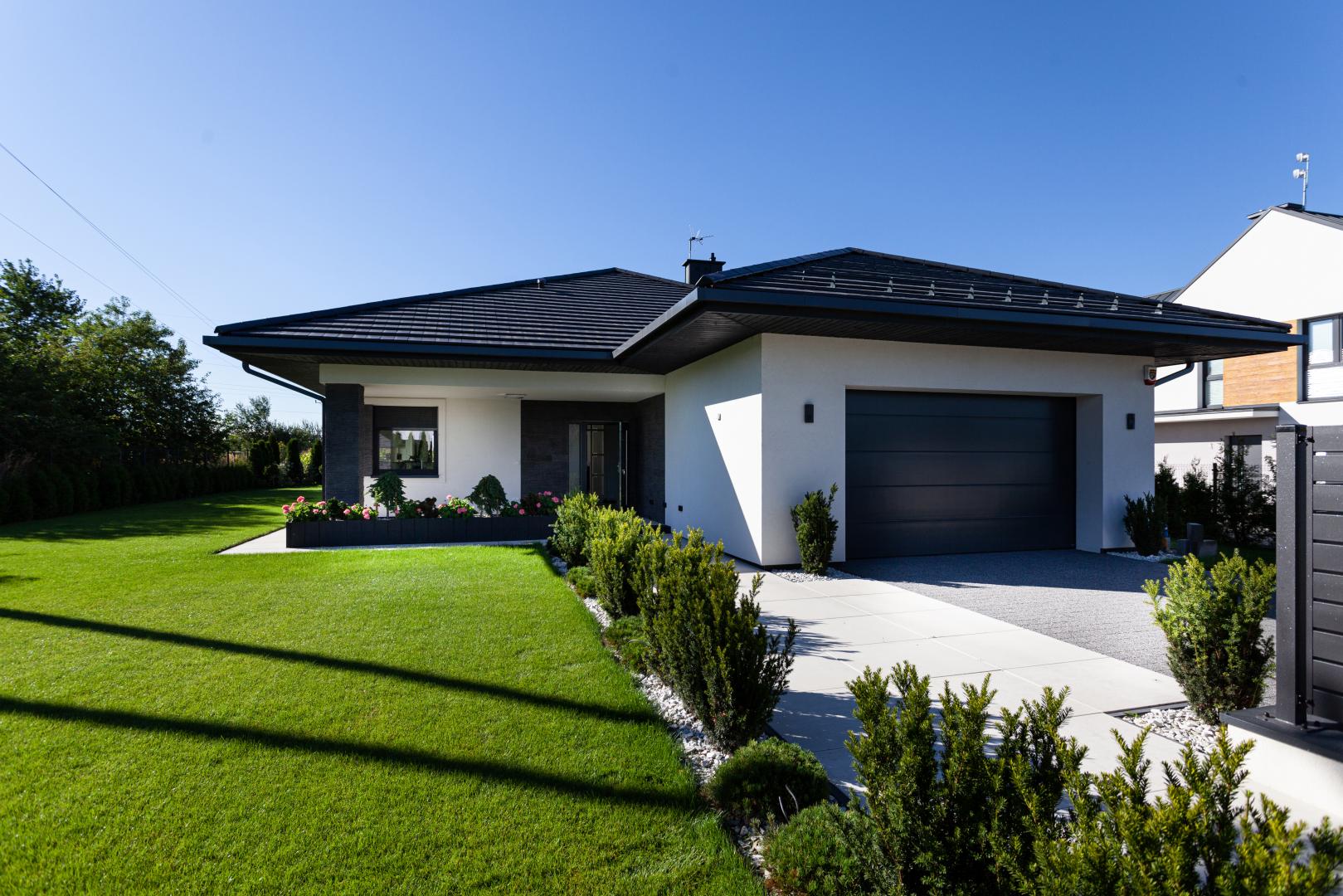 Budowa według projektu uA65 ze zmianami - New-House