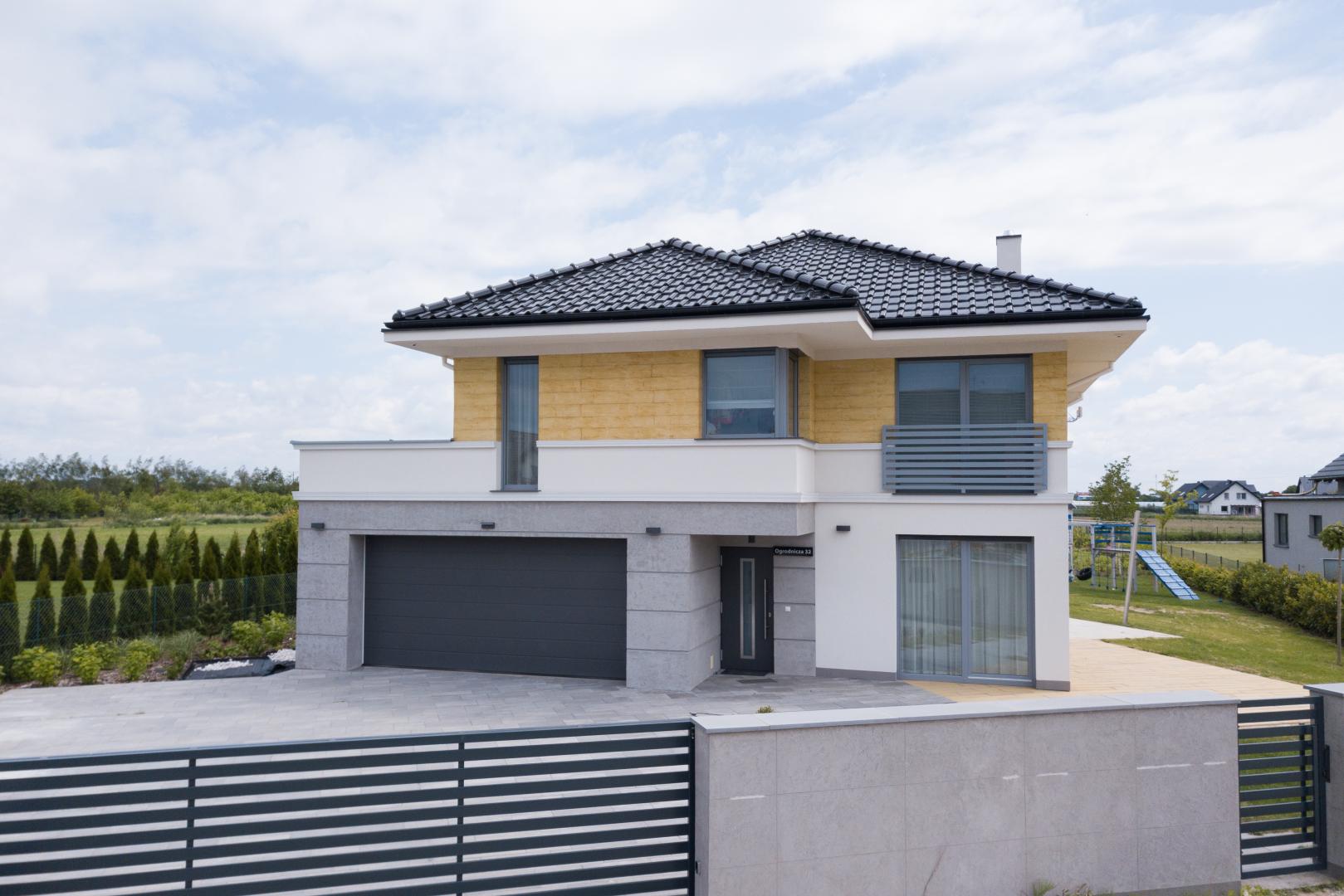 New-House - Tytan 4 (odbicie lustrzane)