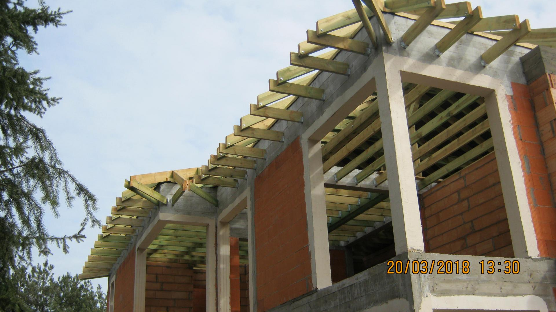 Konstrukcja drewniana dachu