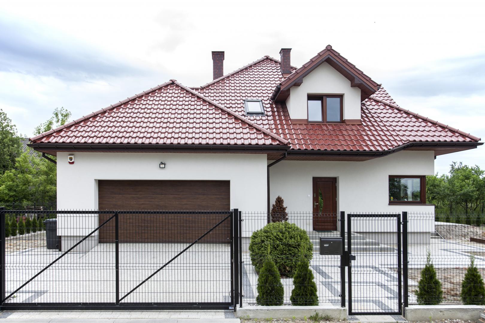 Dom z poddaszem użytkowym położonym niedaleko Serocka