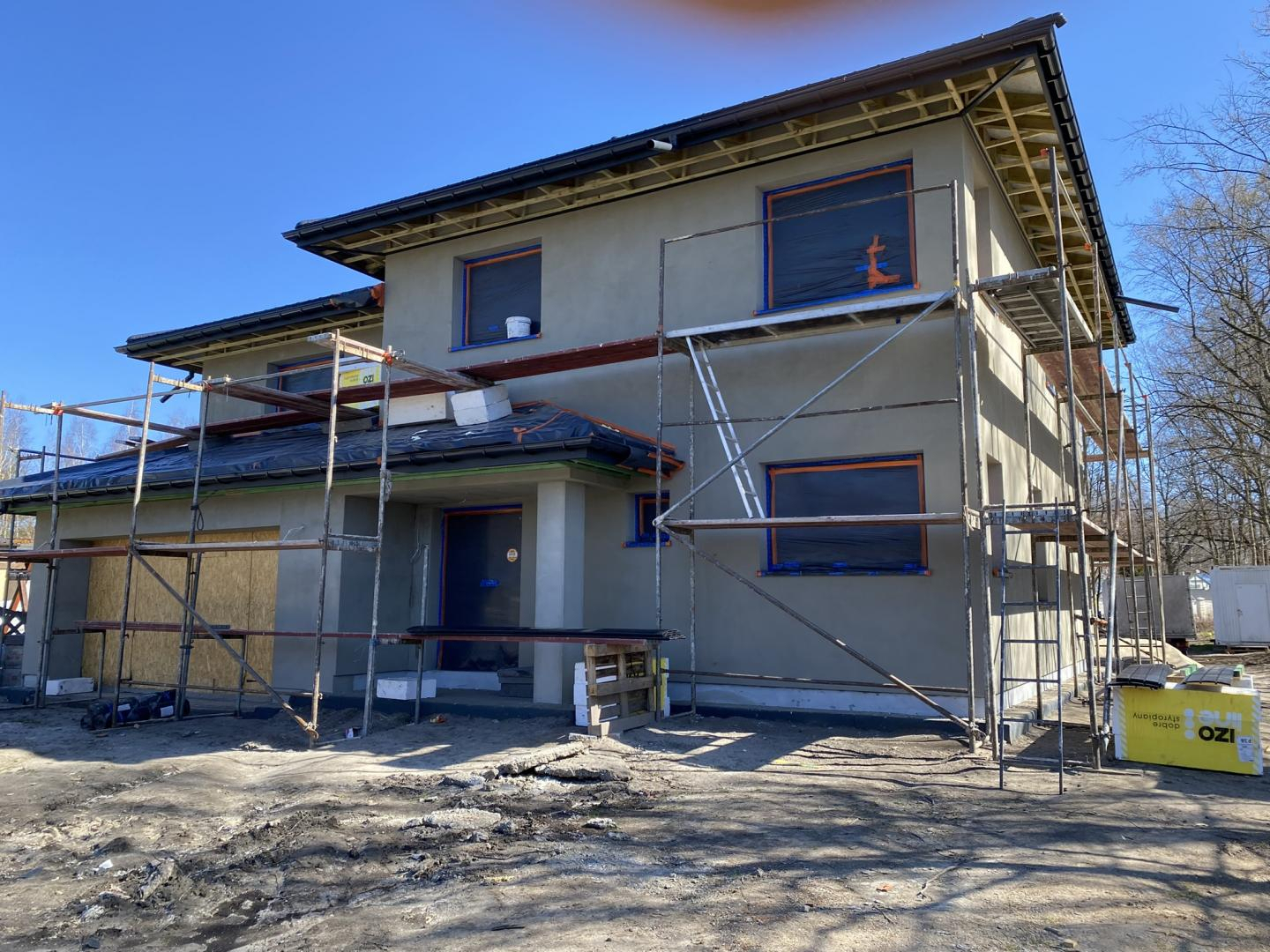 Elewacja na szaro - New-House