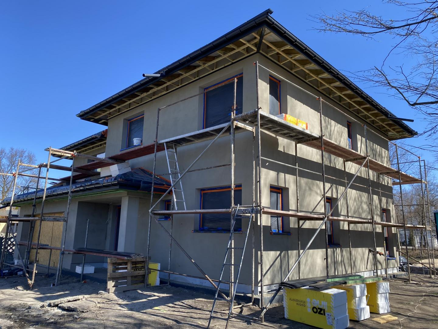 New-House - elewacja na szaro 