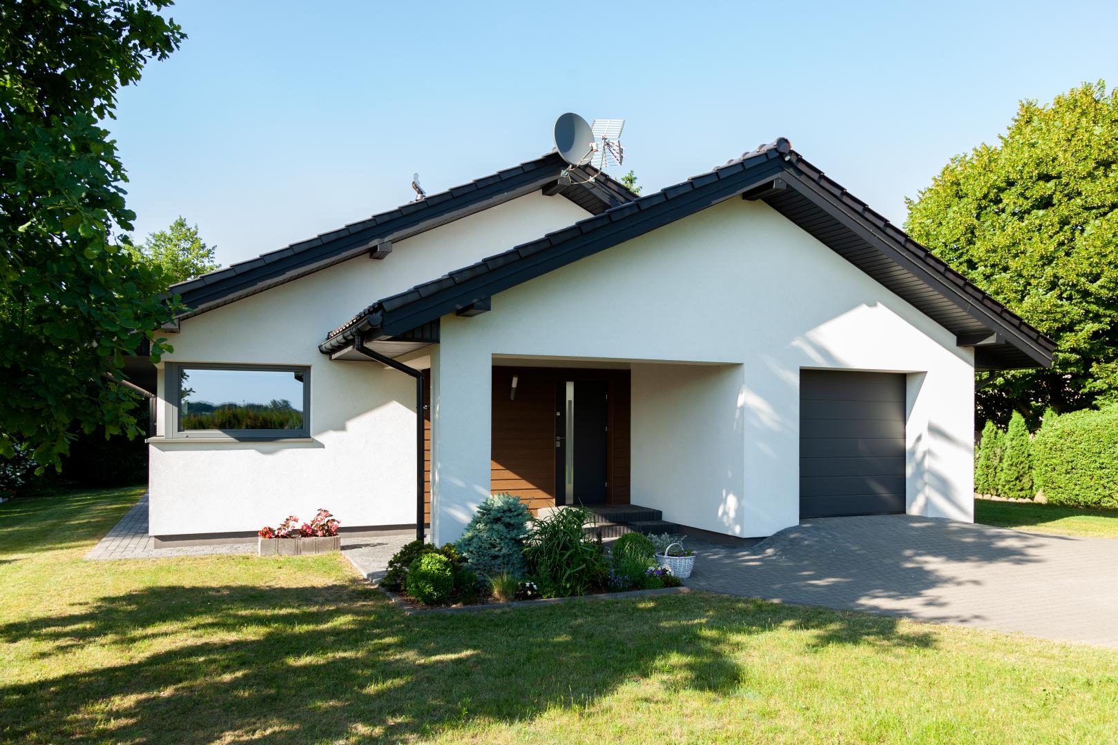 Biała parterówka - budowa domu