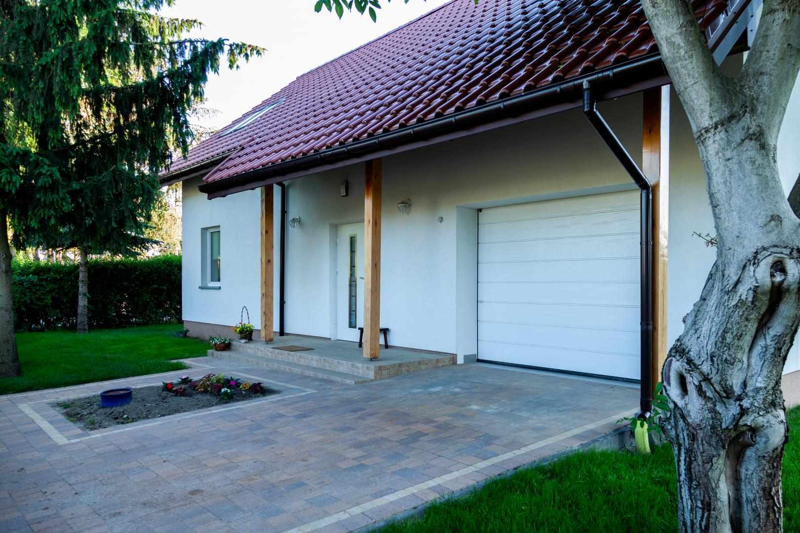 New-House - dom z poddszem użytkowym